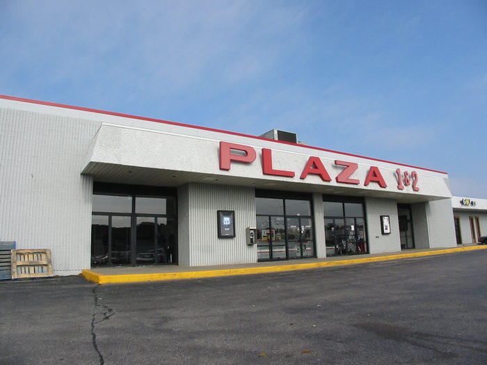 Plaza 1 & 2 Theatre - November 2002 Photo (newer photo)